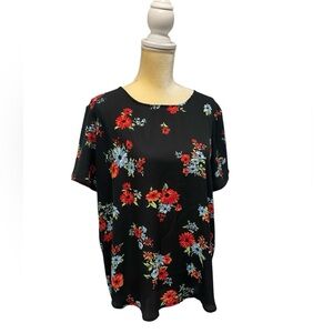 Chelsea & Theodore Black Floral Short Sleeve Blouse New with Tags